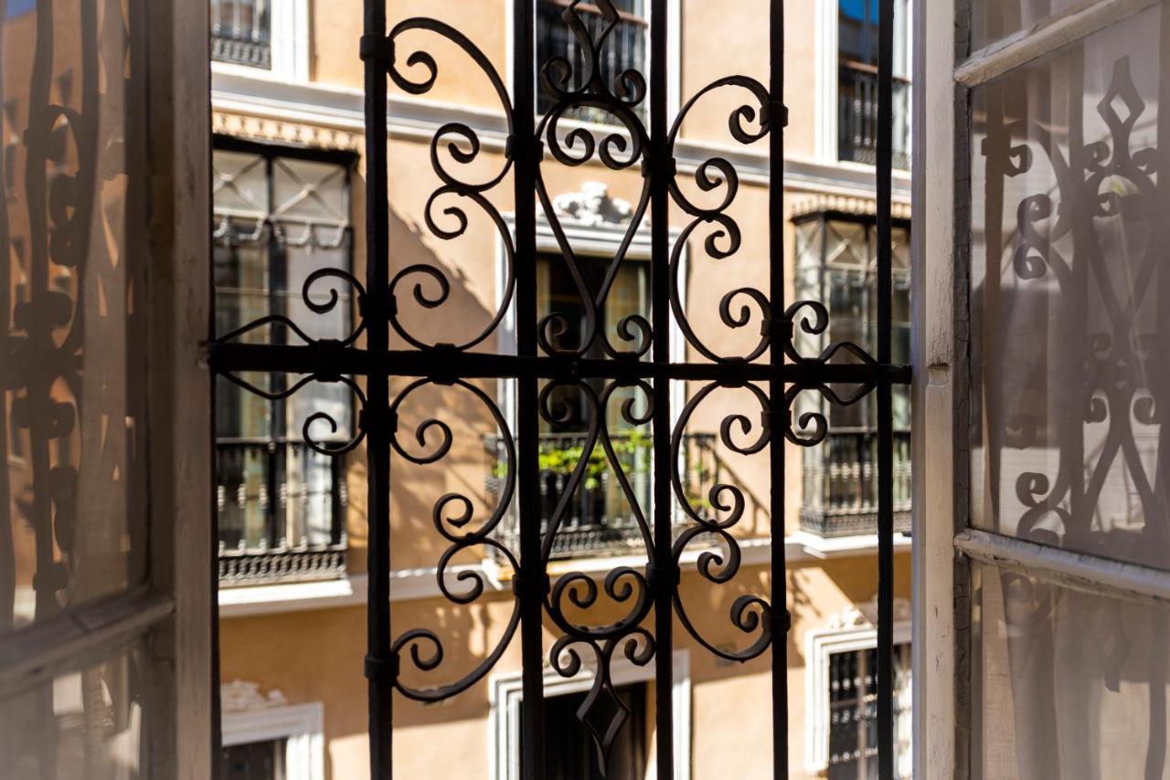 Bed and Breakfast Pájaro Rebelde Siviglia Esterno foto